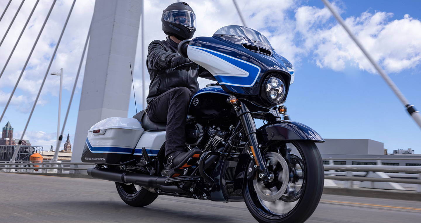 Harley-Davidson Street Glide 2021 màu sơn đặc biệt, giới hạn 500 chiếc